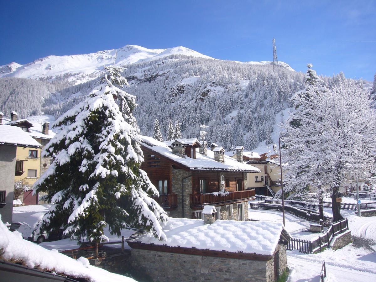 Hotel Locanda Grauson Cogne Exterior foto